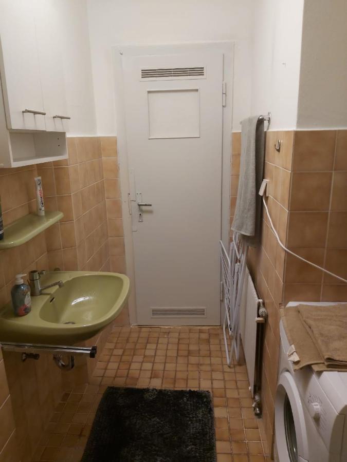 1 Zimmerwohnung Mit Kueche, Balkon Und Badezimmer In Duesseldorf Apartmen Екстер'єр фото